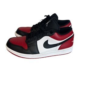 Jordan 1 Low Bred Toe - with original box Size 9